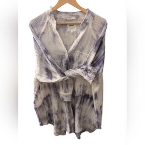 Aerie pool to party tie dye shirt